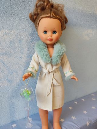 Abrigo para Nancy , Modelo Exclusivo , nuevo