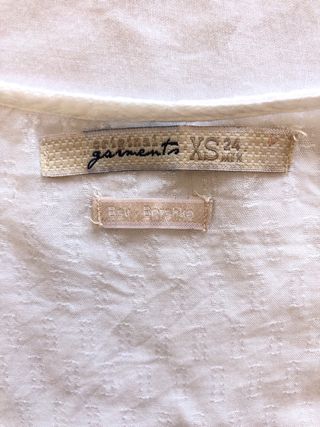 Blusa Bershka blanca