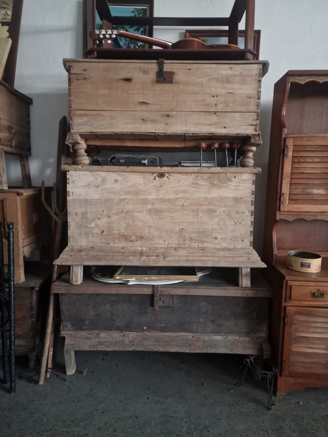 3 Arcones de Madera Antiguos