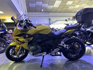 Top Case original BMW para R 1250 RS de 30 litros.