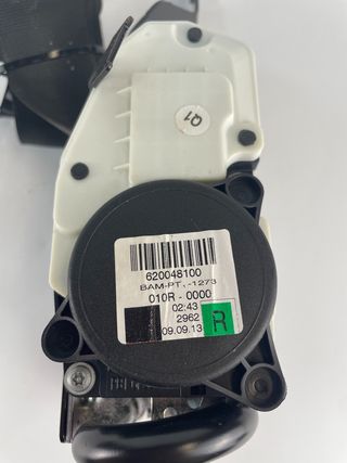 Cinturón delantero derecho Mercedes-Benz Clase E A2128600886