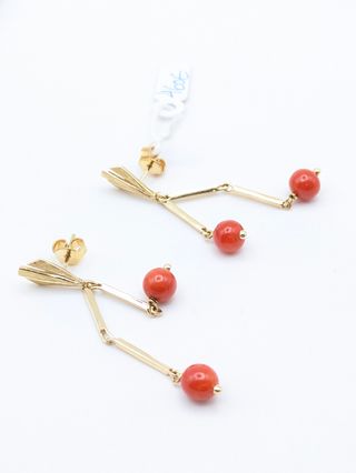 Pendientes oro 18k coral
