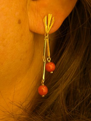 Pendientes oro 18k coral