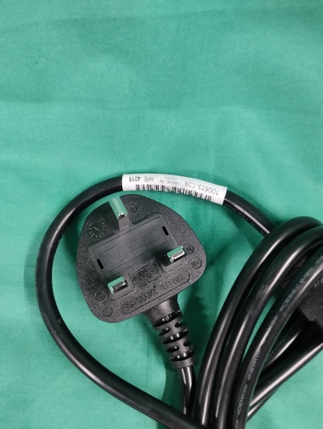 Cable alimentación UK-C7