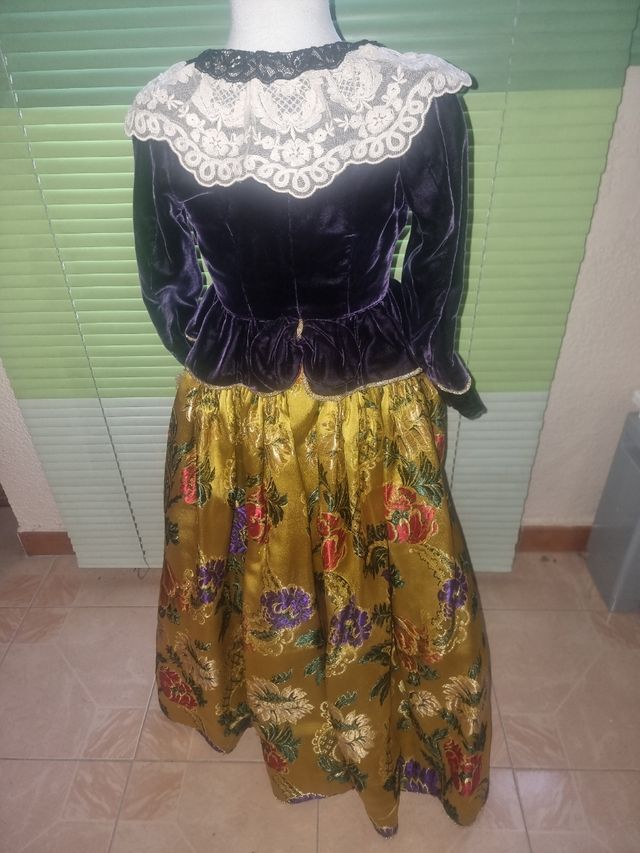 Traje Fallera niña - Talla entre 2 a 4 años