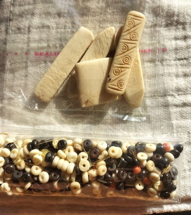 Osso 5 Ciondolo e 150 perline