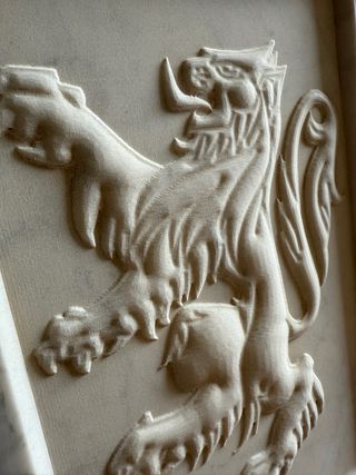 Stemma Leone Rampante Marmo Carrara