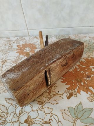 Cepillo carpintero antiguo