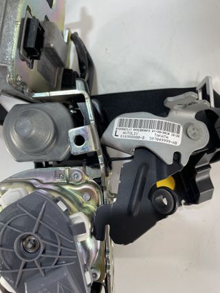 CINTURON DELANTERO IZQUIERDO MERCEDES-BENZ A2078603585