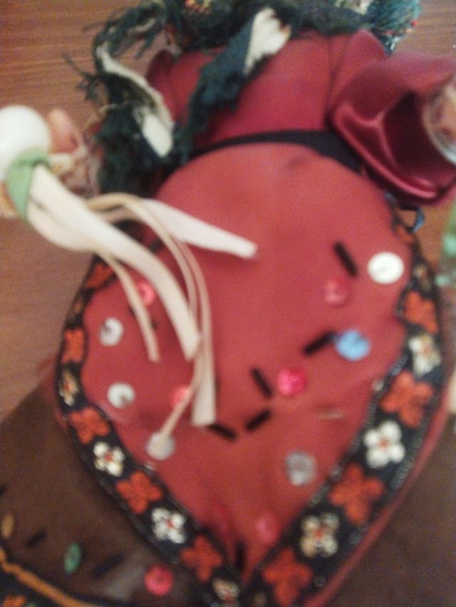 Muñeca con traje regional