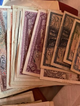 Billetes y monedas  antiguos 