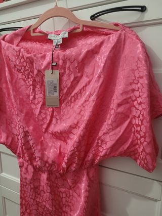 Vestido mini rosa estampado 