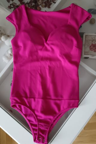 Body fucsia talla M
