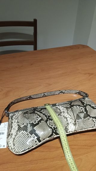 Bolso Zara serpiente