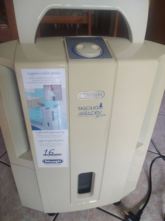 Deumidificatore  DeLonghi Tasciugo Ariadry Slim 16