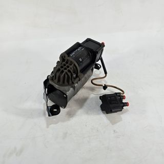 Compresor Suspension Neumatica Mercedes-Benz A2133200004