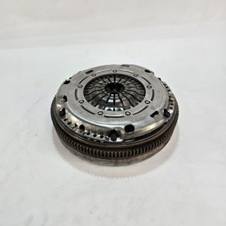 Kit Volante Motor Con Embrague Vw 05E105266B