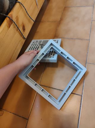 Rejilla ventilación 20x20cm - PVC