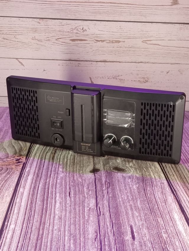 Foco LED blanco y negro