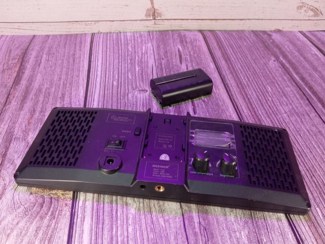 Foco LED blanco y negro