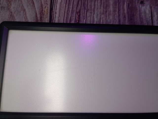 Foco LED blanco y negro