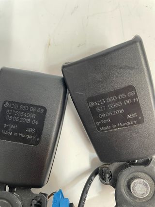 Anclajes cinturones traseros Mercedes-Benz Clase E A2138600569