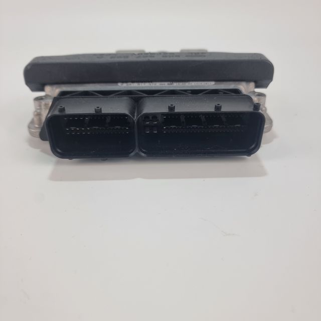 Centralita Motor Audi 03L906018JP