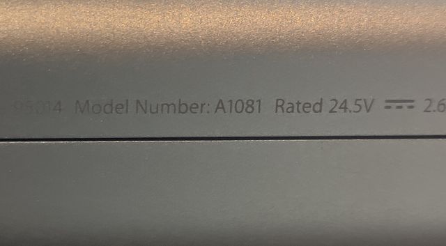 Monitor Apple Cinema Display A1081