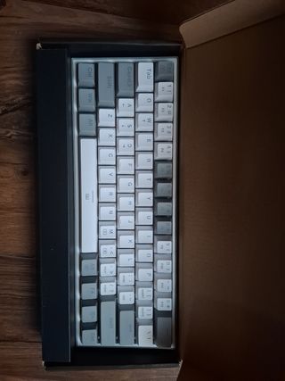 Tastiera Gaming Redragon Fizz RGB K617