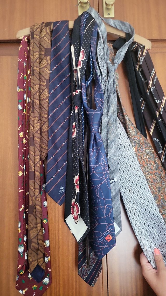 Corbatas de todo tipo. Nuevo