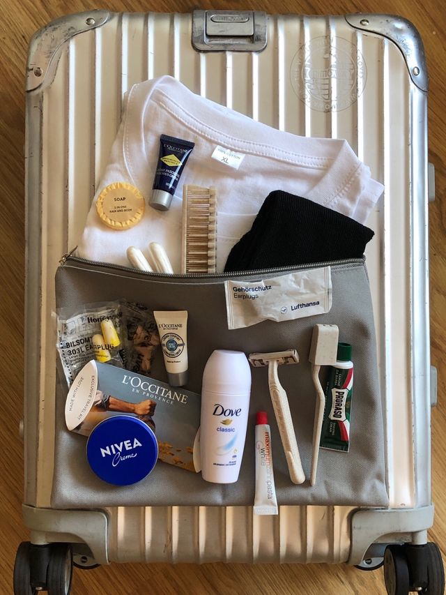 Neceser Lufthansa Gris - Kit de viaje