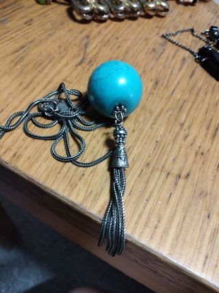 Collar turquesa con bola - bisutería