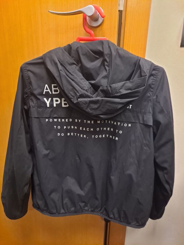 Chaqueta negra Abercrombie niño