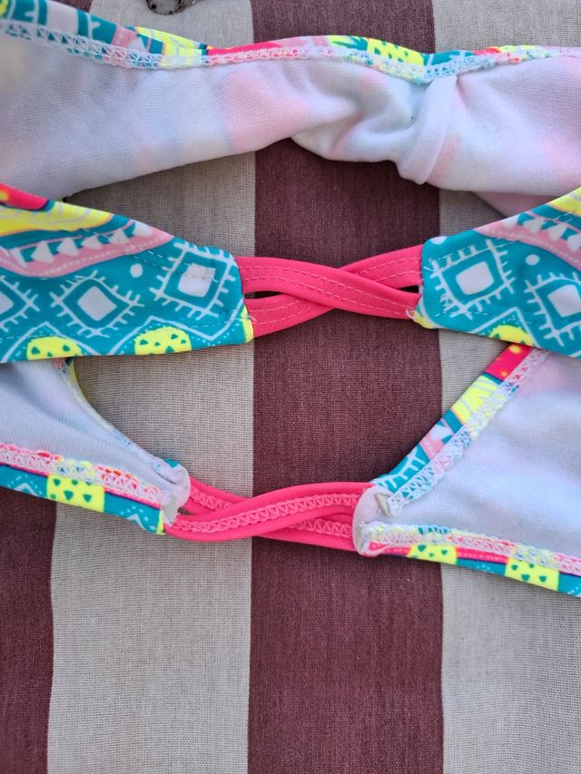 Bikini niña culot, estampado frutas