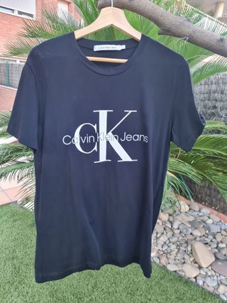 Camiseta Calvin Klein Jeans negra