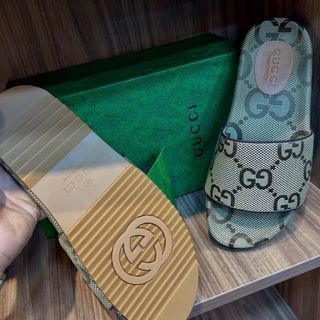 Chanclas Gucci Beige/Marrón