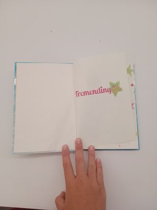 Tremending girls. Wonder Lara y la misteriosa d...