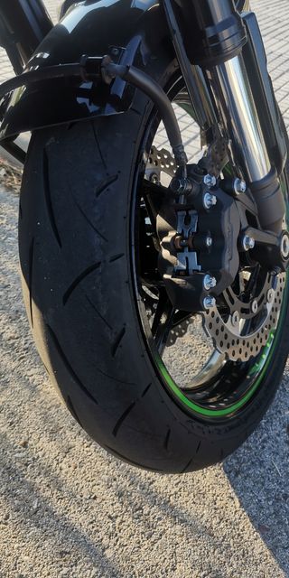 Kawasaki Z900 - Verde