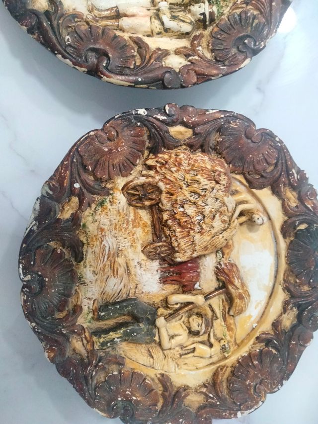 2 Platos decorativos vintage