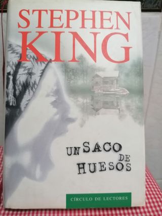 STEPHEN KING Un Saco De Huesos