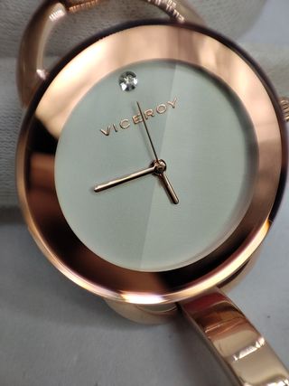 Reloj Viceroy mujer Air dorado