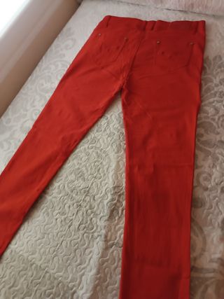 Pantalones Rojos Pitillo