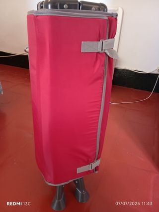 Cuna viaje plegable usada