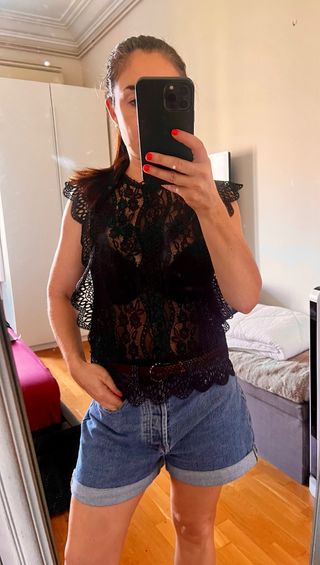 Blusa negra elegante mujer