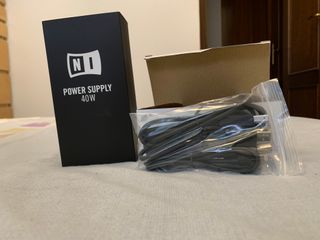 NI Traktor Kontrol S4 MK2 + Cubierta + Flightcase