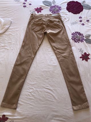Jeans beige Stradivarius