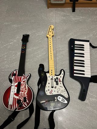 Guitarras y teclado Wii