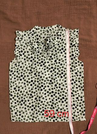 Blusa pois verde oliva e bianco