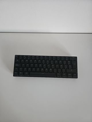 Teclado mecánico negro