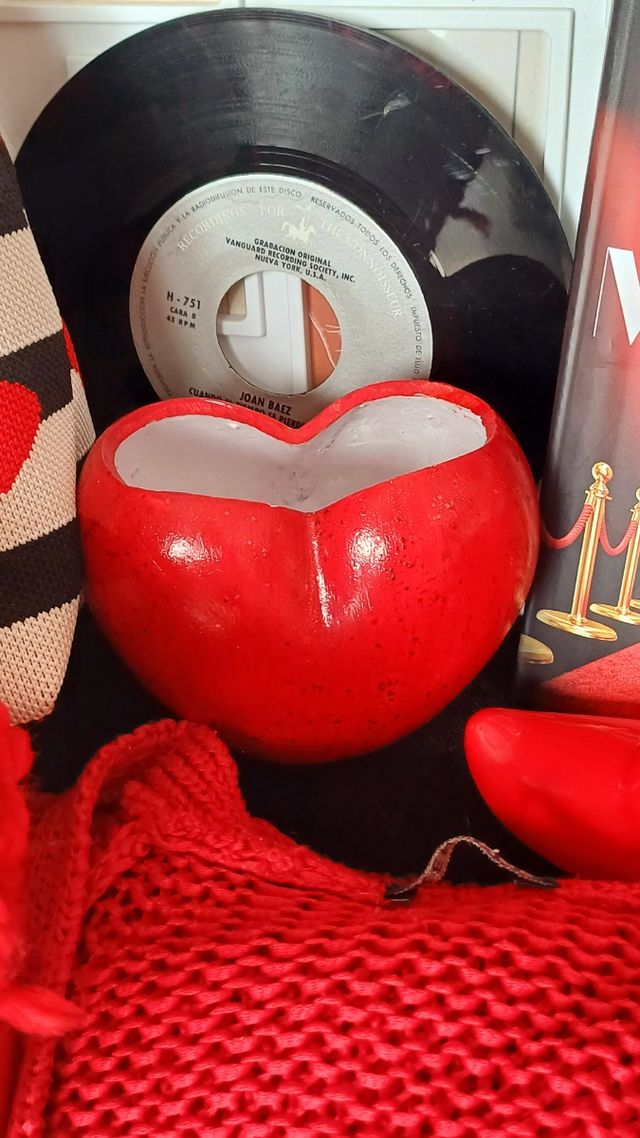 Pack regalo: cesta❤️+ 2 prendas a elegir